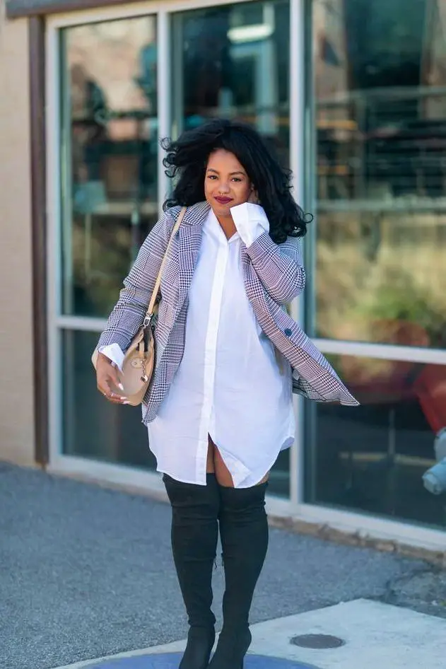 A classic wardrobe piece! The plus size shirt dress - click here for more plus size fashion inspo |
