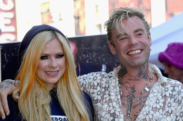 Avril Lavigne & Mod Sun's Engagement Is Reportedly Over