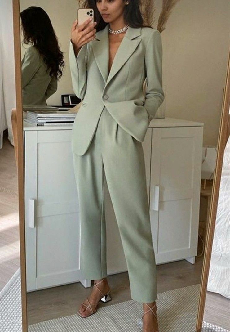 Bespoke women two piece suit clothing blazer and pants , wome