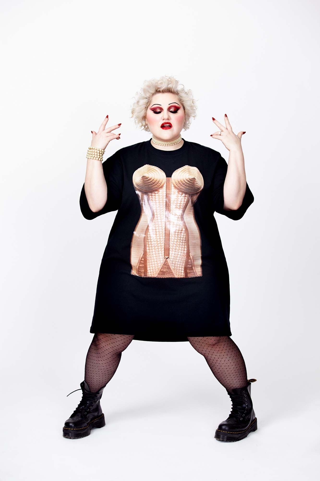 Beth Ditto Talks Plus-Size Fashion, Her Gaultier Collab, and “Hauling It” Down the Marc Jacobs Runway