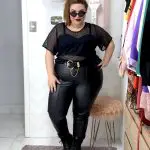 Como usar calça de couro plus size: dicas e inspirações