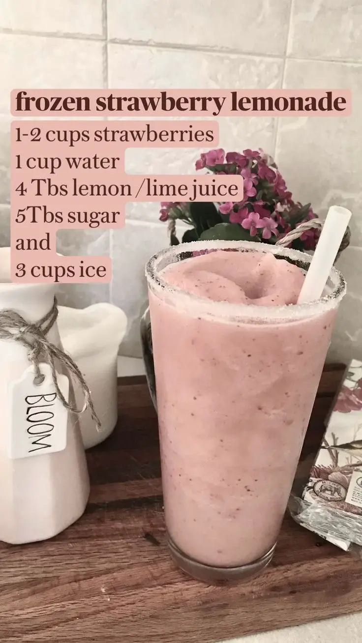 Frozen strawberry lemonade