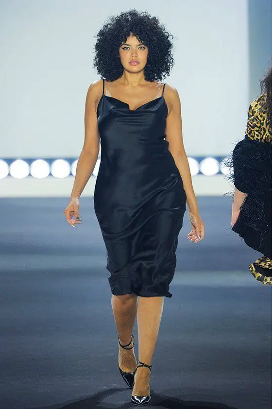 New York Fashion Week: Luxus-Mode für Curvys - PlusPerfekt