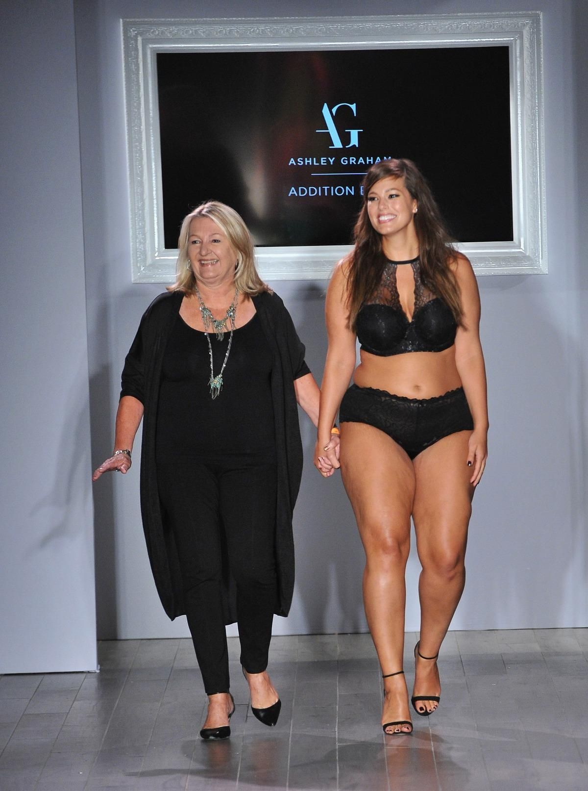 Plus-size lingerie fashion show proves inclusiveness is sexy