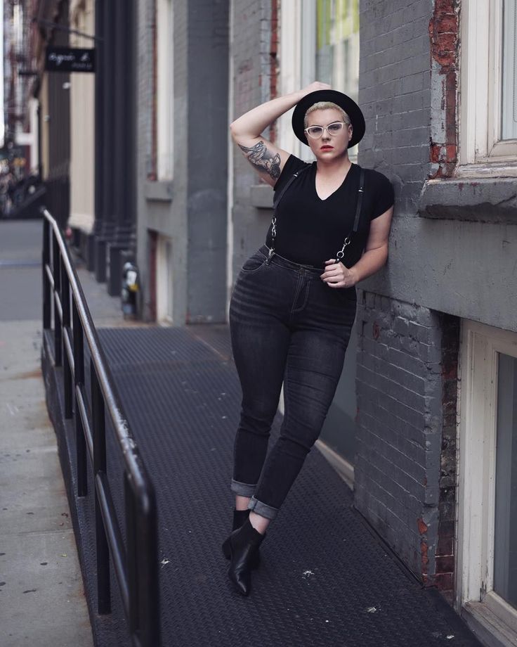10 Minimal And Androgynous Looks For Plus-Size Bodies