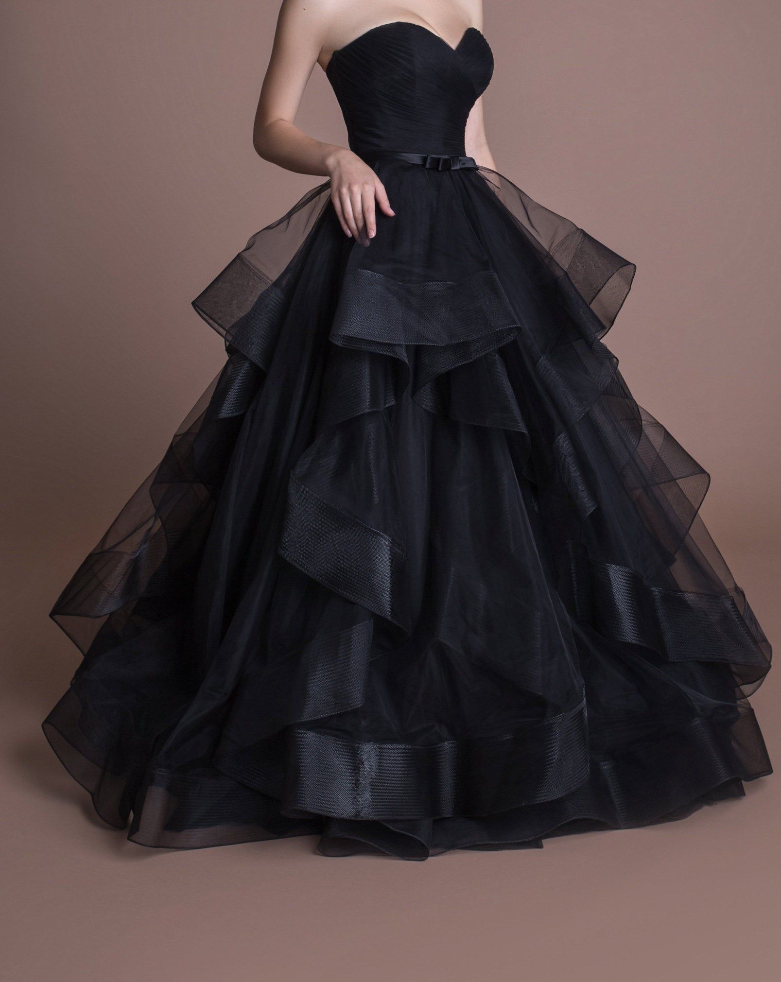 Black Bridal Tulle Skirt Gothic Wedding Maxi Skirt Floor Length Custom Plus Size Full Bohemian Long Chiffon Tutu Skirt Bridal Separates