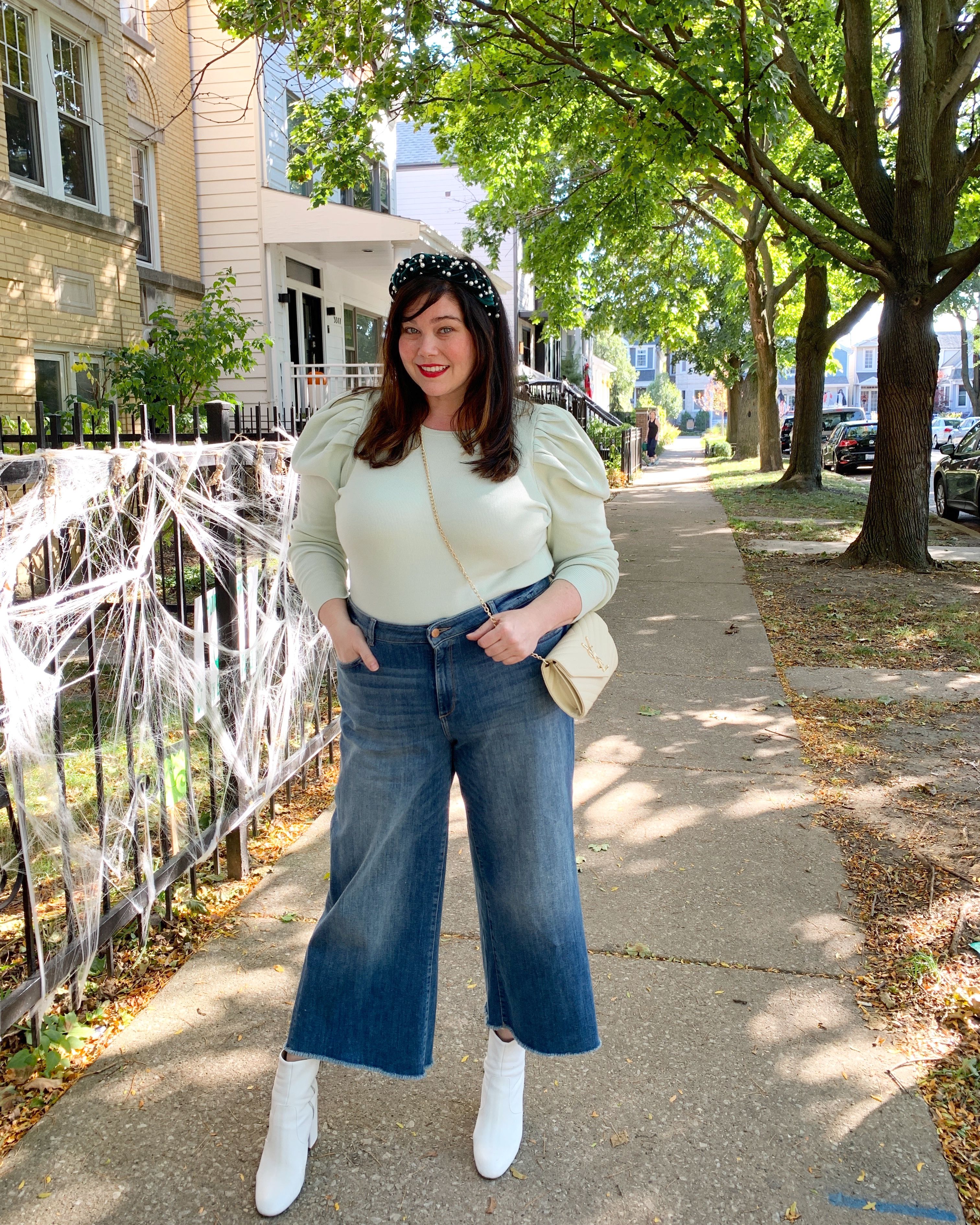 Plus Size Puff Sleeve Fall Outfit