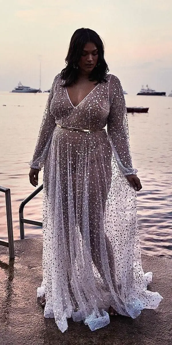 Plus Size Wedding Dresses With Sleeves: The 18 Ideas