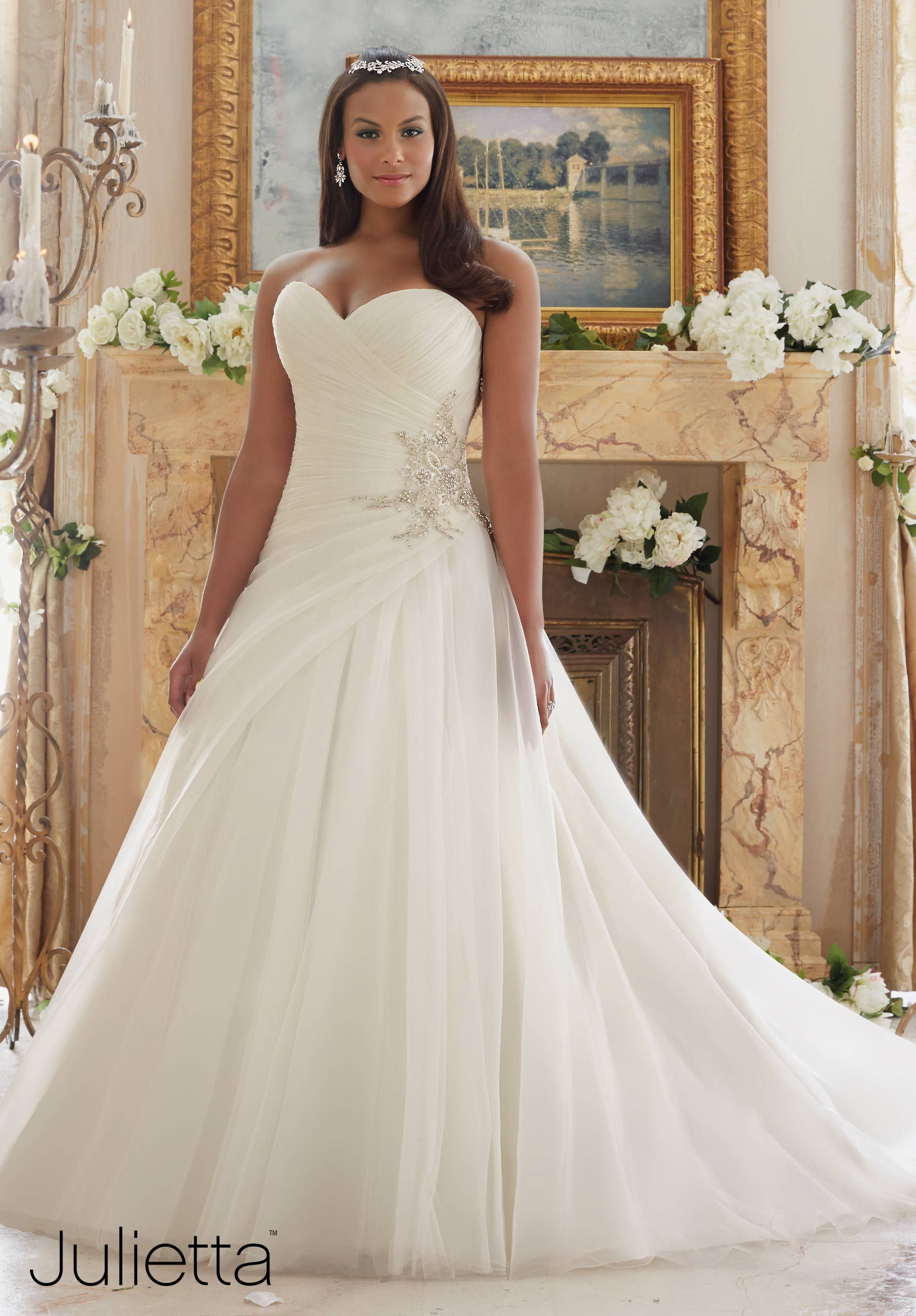 Plus Size Wedding Gowns | Mori Lee | Julietta Collection - The Pretty Pear Bride - Plus Size Bridal Magazine
