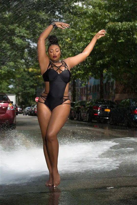 Speaking of Curves: The Business of Modeling with Liris Crosse