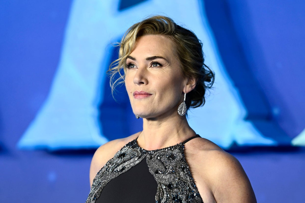 kate-winslet-paid-the-salaries-of-crew-members-on-her-new-film-for-2-weeks-due-to-“precarious”-financing