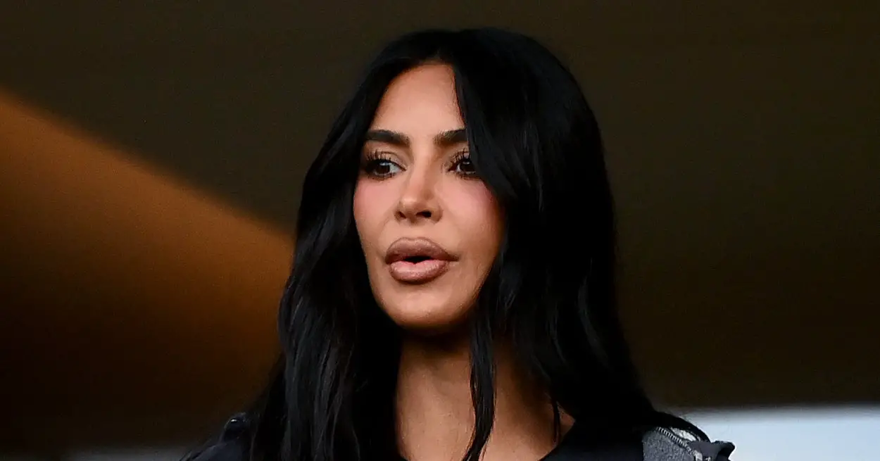 Kim Kardashian Accused Of Photoshop Fail