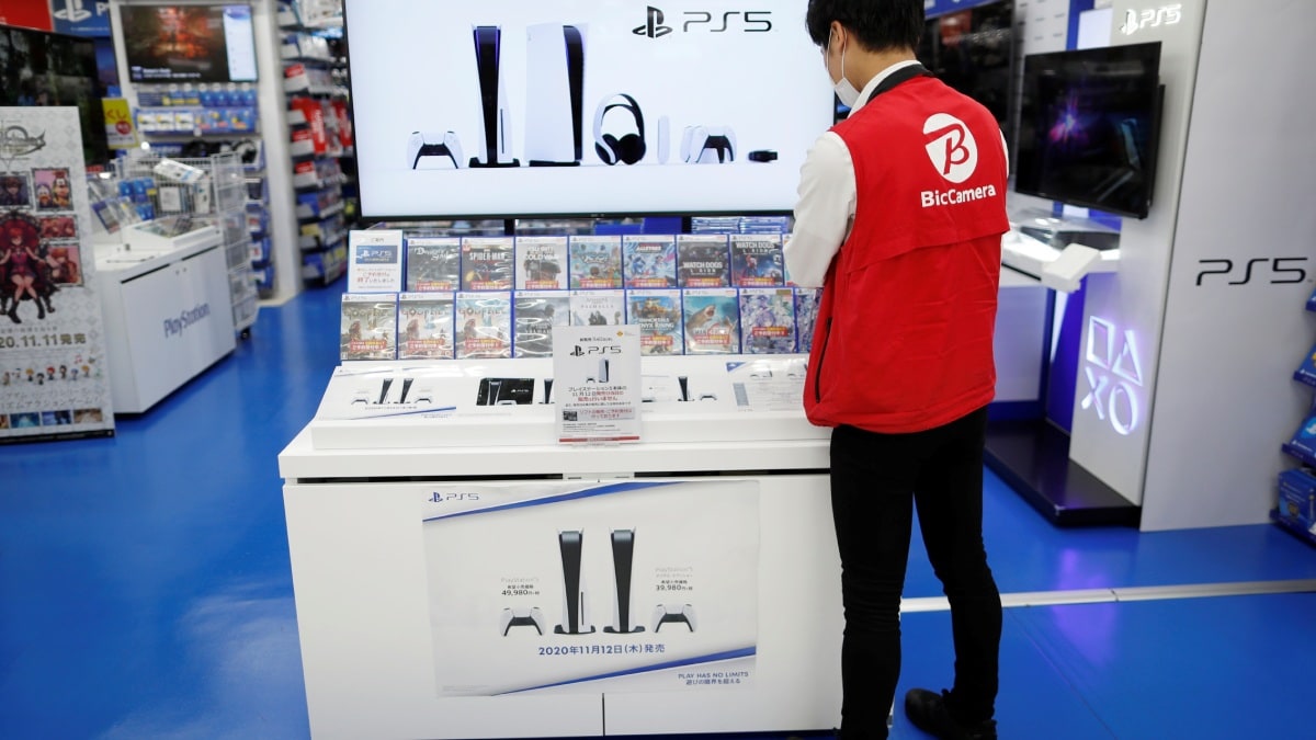 Sony Shares Fall 6 Percent After Quarterly Profit Slides, Gaming and Image Sensors Demand Sparks Concerns