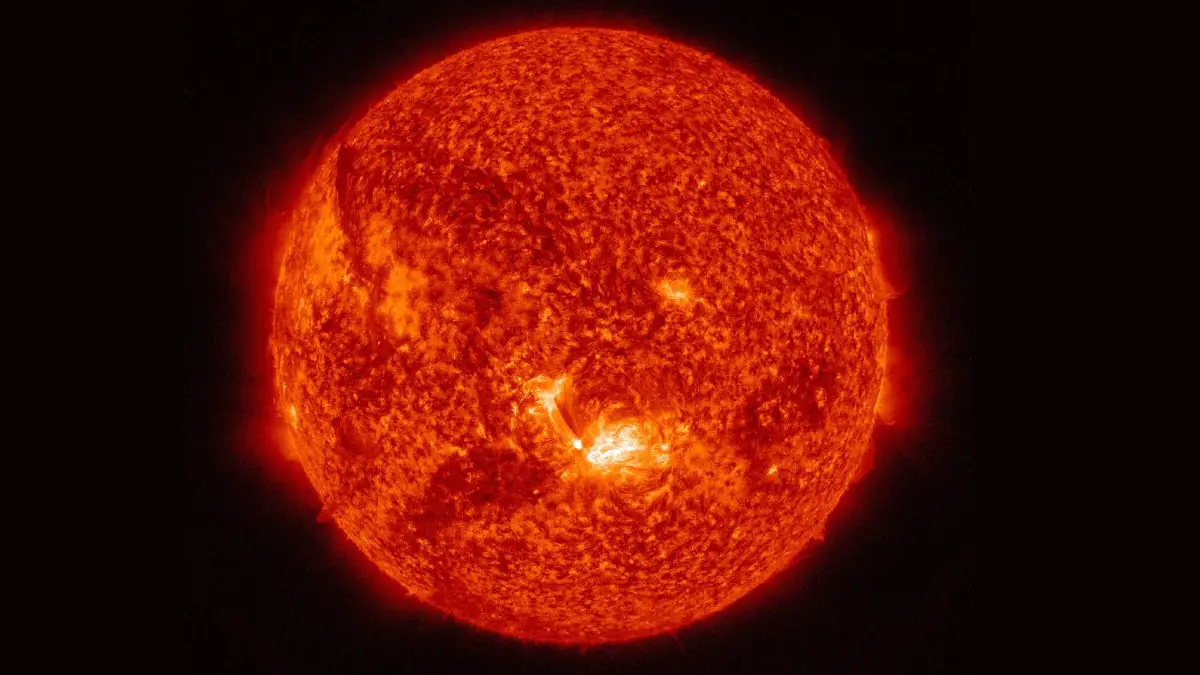 Sun-Observing Spacecraft Sheds Light on the Solar Wind
