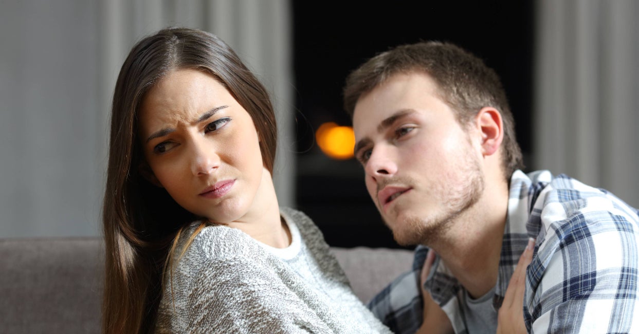 15 Common Mistakes Men Make With Women