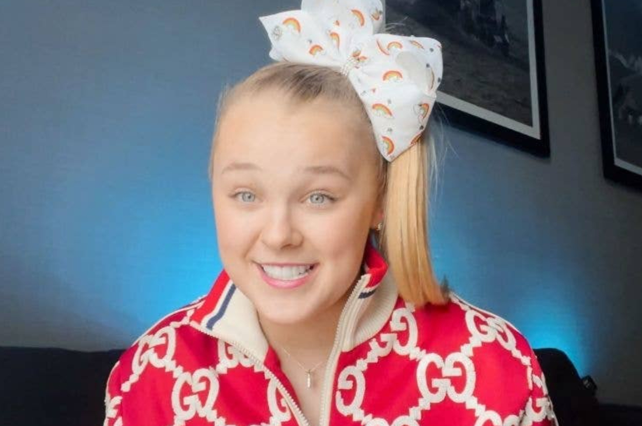 People Are Completely Shocked (And Confused) By JoJo Siwa's "Bad Girl" Rebrand