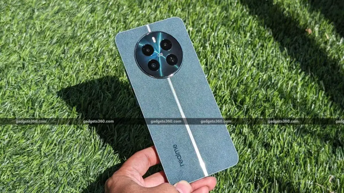 realme-13-series-launch-in-india-confirmed-via-teaser:-expected-specifications