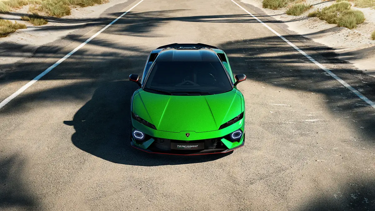 lamborghini-ceo-talks-new-temerario-hybrid-supercar,-and-the-‘yolo’-effect-boosting-sales