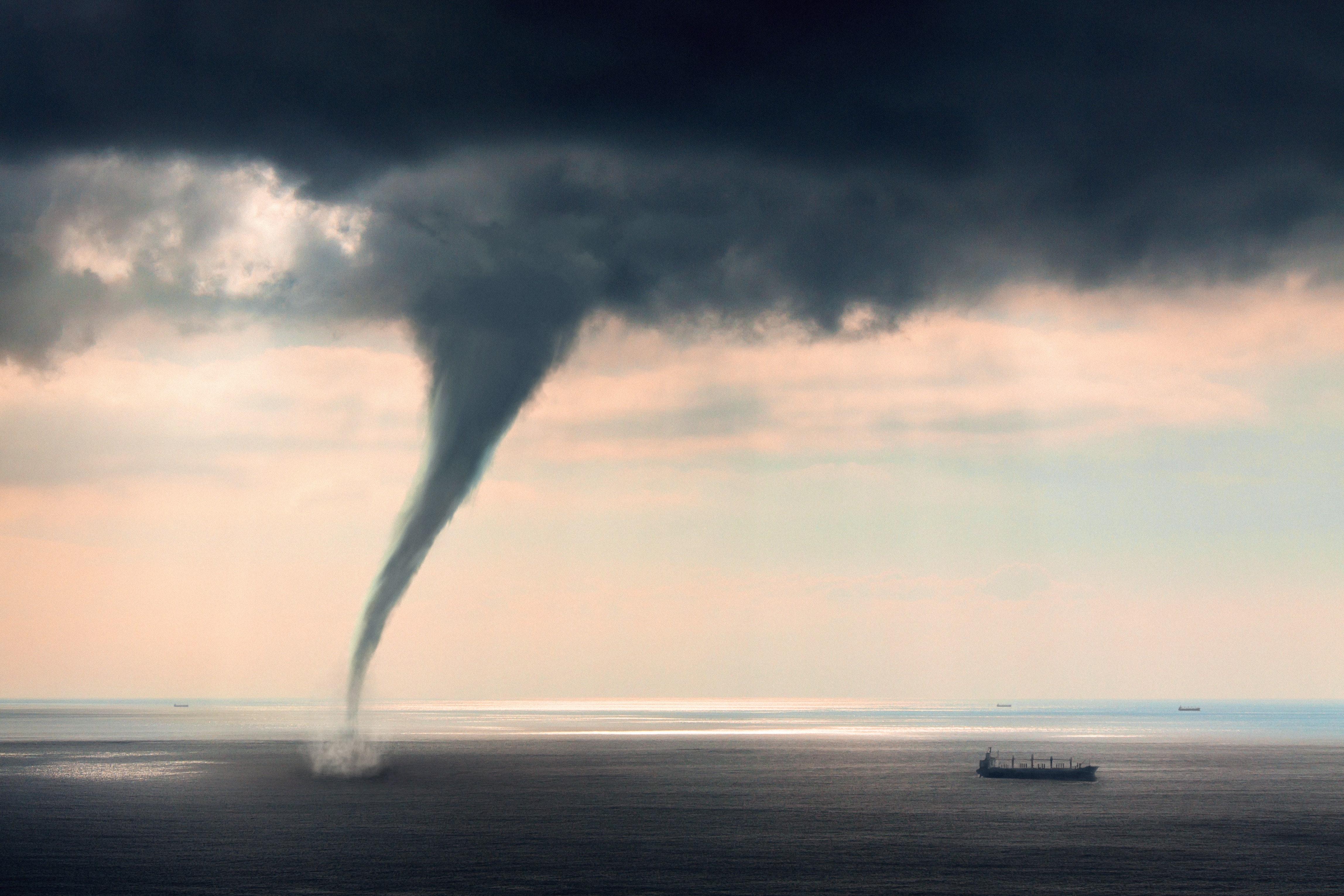 bayesian-yacht-sinking:-climate-change-created-perfect-storm-for-waterspouts