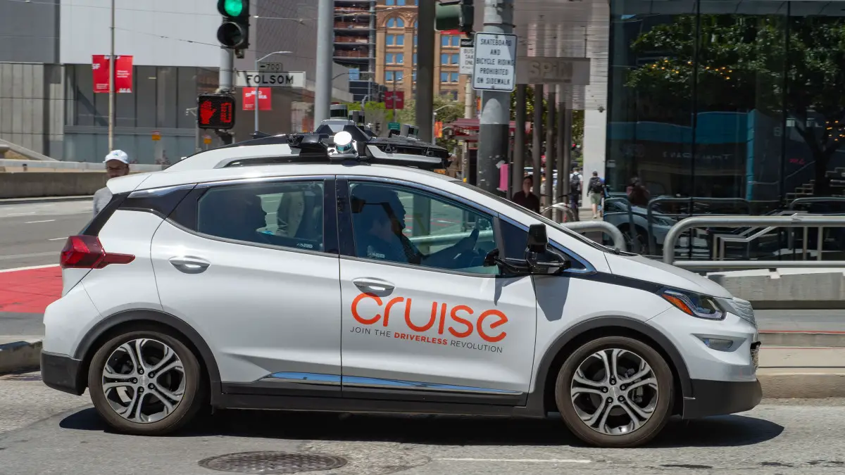 gm’s-cruise-to-offer-robotaxis-on-uber’s-platform-from-next-year