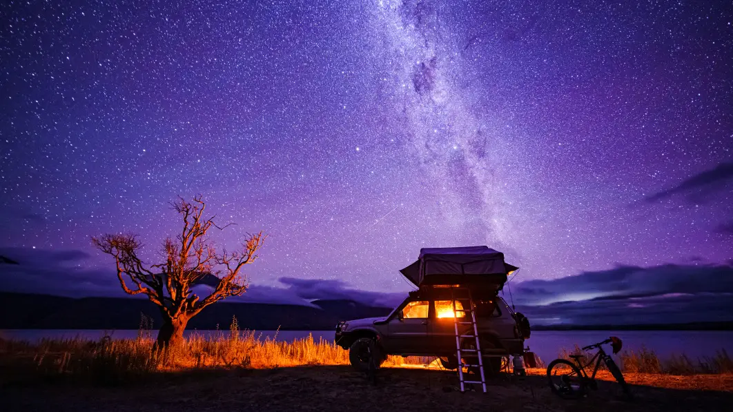 want-out-of-this-world-photos-of-your-car?-start-shooting-at-night