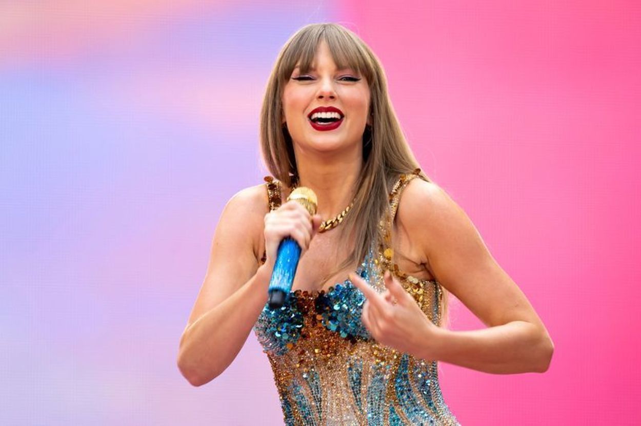 8 Moments You Might Have Missed From Taylor Swift's London Eras Tour Shows Over The Weekend