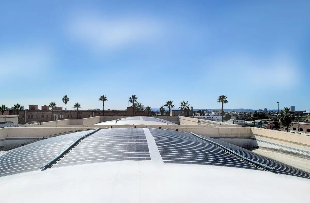 merlin-solar-bets-twisty-panels-will-help-it-land-on-rooftops-everywhere